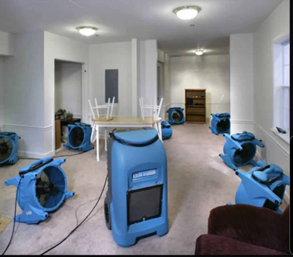 Air movers and dehumidifier setup for Water Extraction & Removal in Morristown